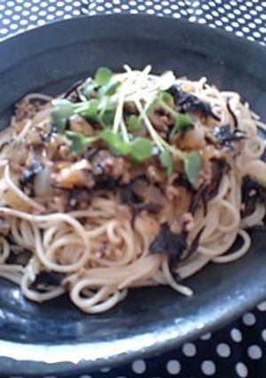 ひじきと海苔のブラックパスタ-レシピのメイン写真