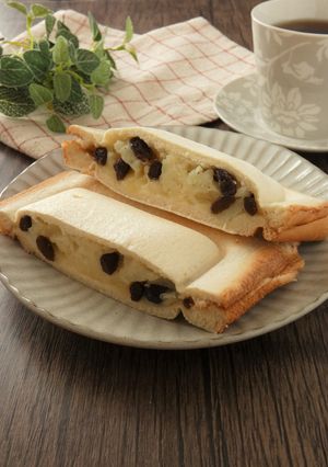 たっぷりじゃが芋とレーズンのホットサンド-レシピのメイン写真