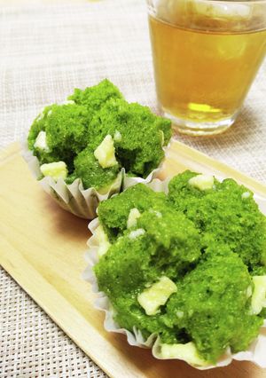 HM・もちもち抹茶ホワイトチョコ蒸しパン-レシピのメイン写真