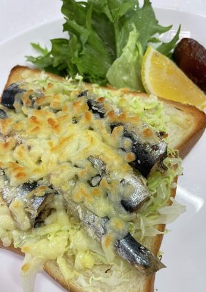 オイルサーディンチーズ乗せ食パン^o^-レシピのメイン写真