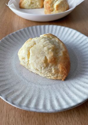 バターも卵も不使用、生クリームスコーン-レシピのメイン写真