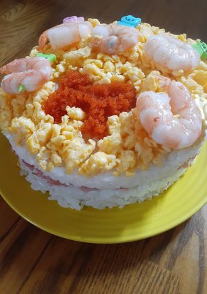☆ケーキ道具を活用☆3段重ねの寿司ケーキ-レシピのメイン写真
