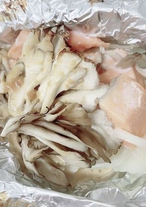 鮭と舞茸のみそマヨホイル焼き-レシピのメイン写真