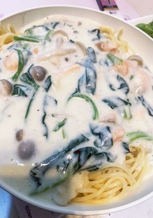 サーモンクリームパスタ-レシピのメイン写真