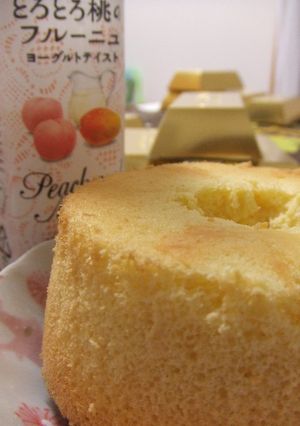 カロリーオフ✲とろとろ桃のシフォンケーキ-レシピのメイン写真