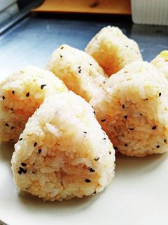 香り香ばし、オイルご飯おにぎり-レシピのメイン写真