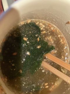 かんたんマグカップでワカメスープ-レシピのメイン写真