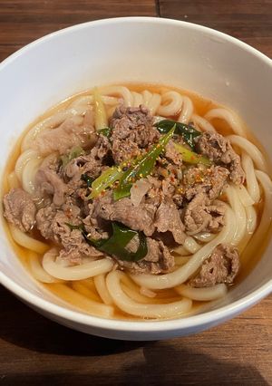 ほっこり染みる！甘くない肉うどん-レシピのメイン写真
