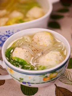 白菜鶏団子の味が優しすぎる春雨スープ-レシピのメイン写真