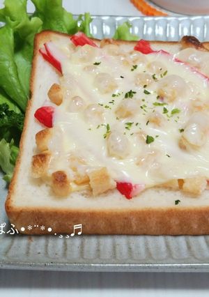 目を瞑れば日本海＊カニと海老のトースト-レシピのメイン写真