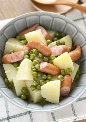 新じゃがとグリーンピースのコンソメ煮-レシピのメイン写真