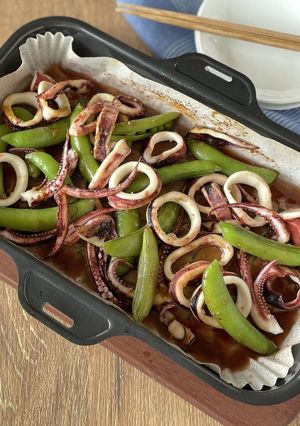 いかとスナップ豌豆のオイスターソース炒め-レシピのメイン写真