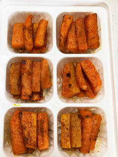 お弁当、副菜に人参のカレー塩炒め-レシピのメイン写真