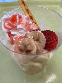 【保育園給食】いちごパフェ-レシピのメイン写真