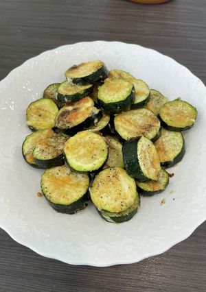 ズッキーニのマヨチーズ焼き-レシピのメイン写真