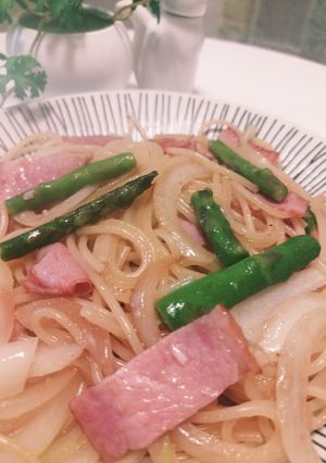 春色パスタ！ベーコンアスパラバター-レシピのメイン写真
