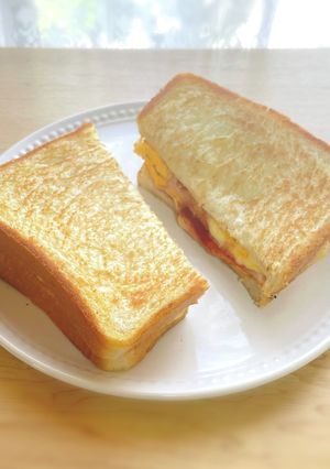 フライパンで作るハムエッグホットサンド-レシピのメイン写真