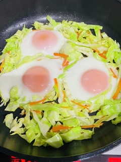 簡単!巣籠もり風目玉焼き-レシピのメイン写真