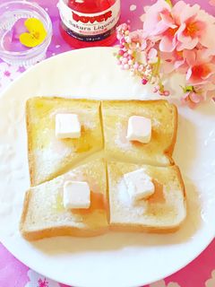 春色*さくらクリームチーズトースト♪-レシピのメイン写真