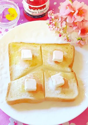 春色*さくらクリームチーズトースト♪-レシピのメイン写真