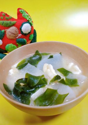 大根とわかめのみそ汁-レシピのメイン写真