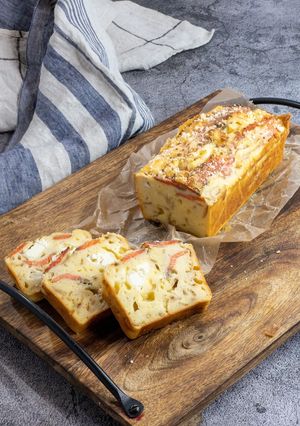 サーモンとクリームチーズの米粉ケークサレ-レシピのメイン写真