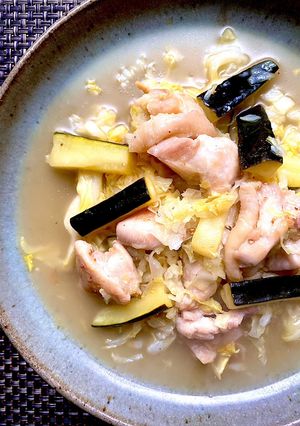 春キャベツと鶏もも肉の甘酢煮-レシピのメイン写真