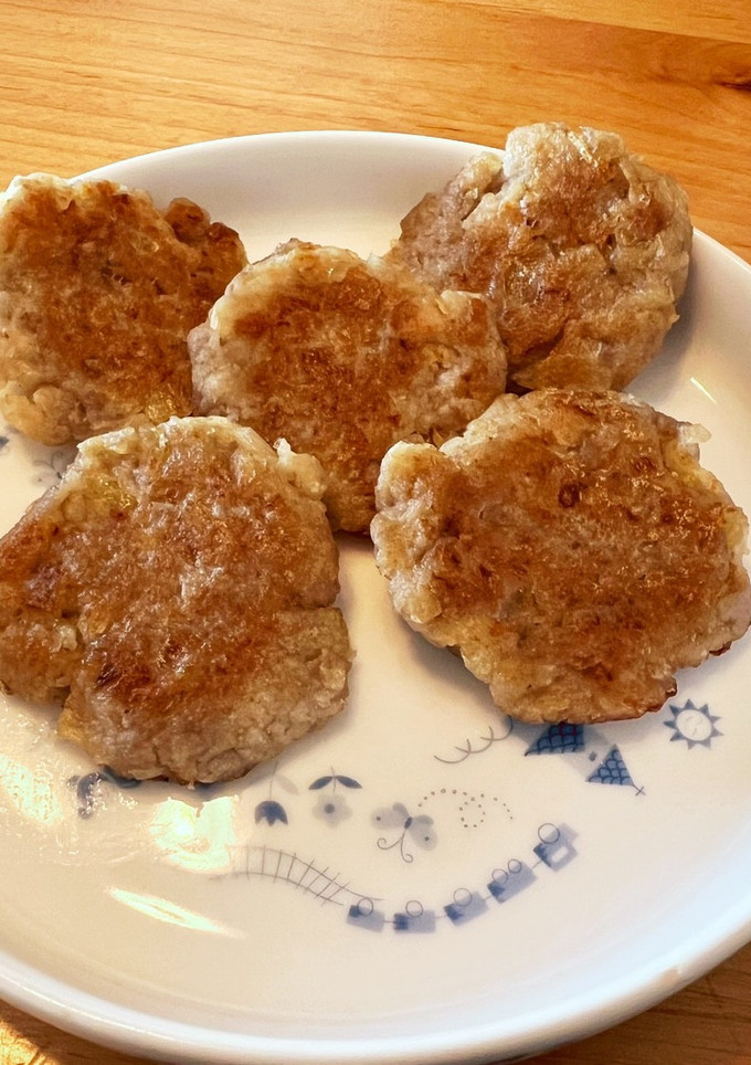 幼児食♪ 蓮根と玉ねぎのもちもち焼き-レシピのメイン写真