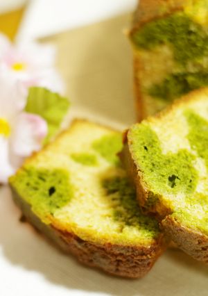 桜と抹茶のパウンドケーキ-レシピのメイン写真