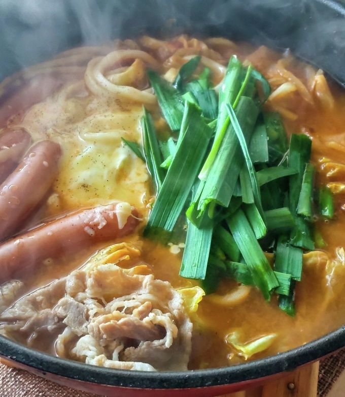 10分☆旨辛チゲ鍋ニラうどん☆無限うどん by マダム・フィーカ