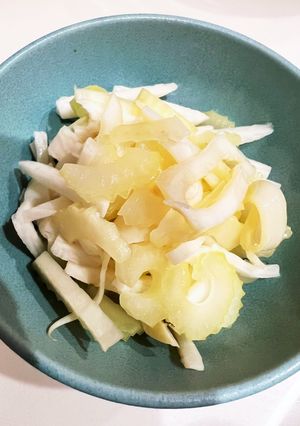セロリと長芋とイカ燻のサラダ-レシピのメイン写真