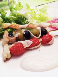 春色オリーブとトマトのパイ串焼き-レシピのメイン写真