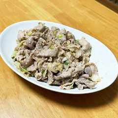 A picture of 包丁不要！豚こまのねぎ塩麹炒め.