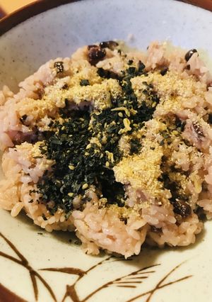 おこわアレンジ●白ごま&ふりかけ-レシピのメイン写真