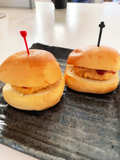ディナーロールで簡単ハンバーガー☆-レシピのメイン写真
