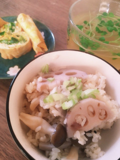 しめじと蓮根の炊き込みご飯-レシピのメイン写真
