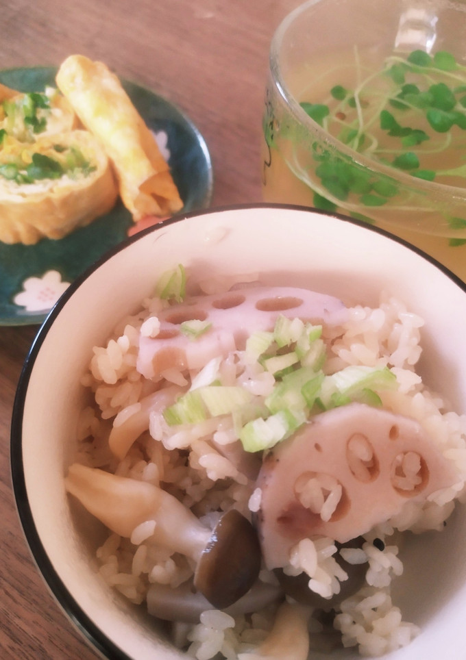 しめじと蓮根の炊き込みご飯-レシピのメイン写真