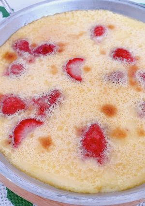 米粉で簡単♪いちごのクラフティ-レシピのメイン写真