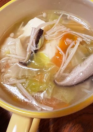 超カンタン☆たっぷり野菜のスープ餃子-レシピのメイン写真