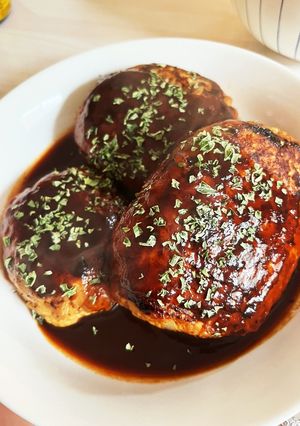 ガ◯トに対抗する適当チーズINハンバーグ-レシピのメイン写真