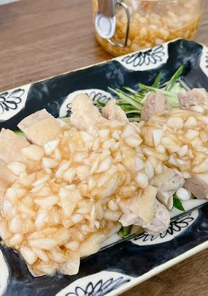 蒸し鶏とキュウリ　新たまねぎタレ-レシピのメイン写真