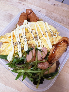 オムそば☆香りいい三つ葉のバター炒め弁当-レシピのメイン写真