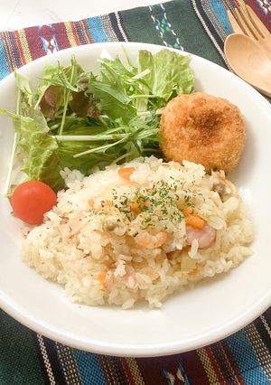 炊飯器にお任せピラフ-レシピのメイン写真