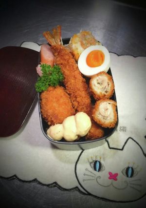 特大牡蠣フライ&海老フライ弁当!-レシピのメイン写真