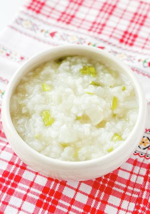 大根とアスパラがゆ 離乳食（中期）-レシピのメイン写真