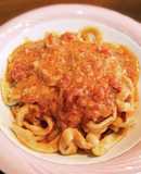 【カニ缶で作る】カニのトマトソースパスタ