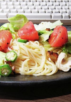 トマトとオクラとレタスの冷製パスタ-レシピのメイン写真
