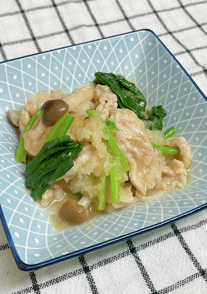 豚とほうれん草のおろし煮☆米粉活用-レシピのメイン写真