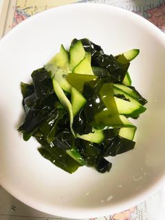 シンプルがいい!わかめとキュウリの酢の物-レシピのメイン写真