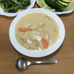 รูปของ 鶏むね肉で米粉のホワイトシチュー